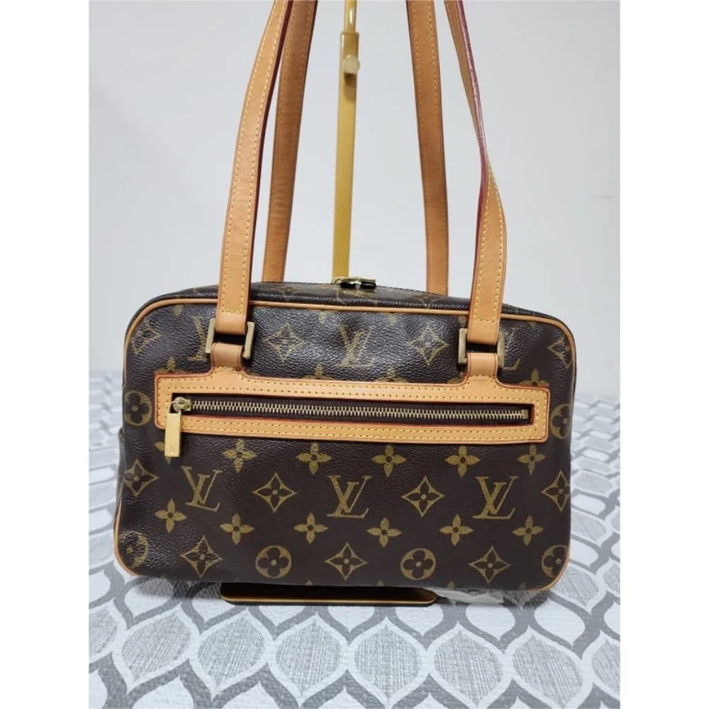 Louis Vuitton this authentic